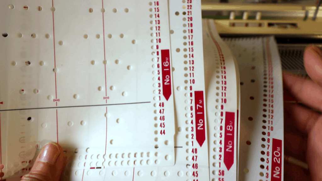 How to knit a lace pattern with a punchcard on a Brother standard gauge