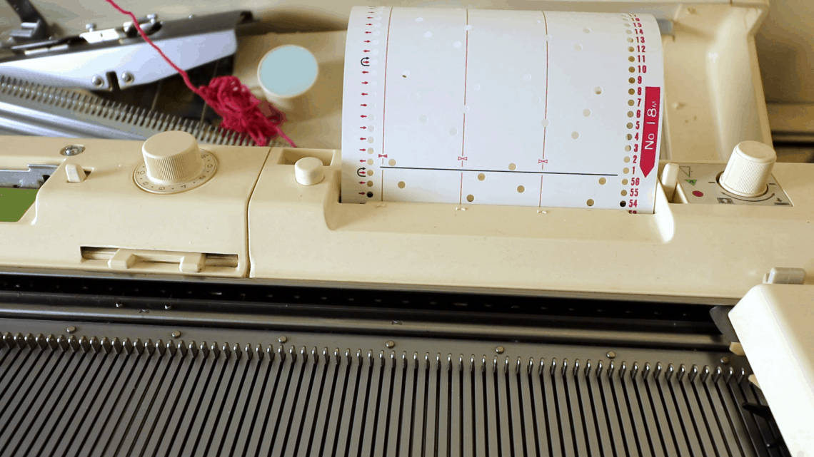 How to knit a lace pattern with a punchcard on a Brother standard gauge